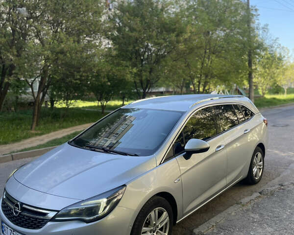 Сірий Опель Астра, об'ємом двигуна 1.6 л та пробігом 244 тис. км за 10000 $, фото 1 на Automoto.ua