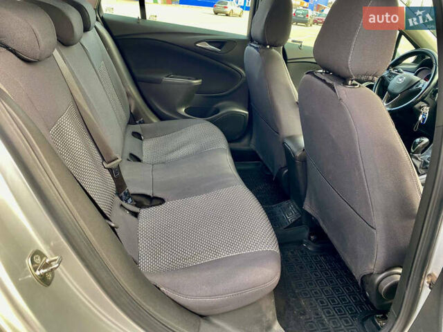 Серый Опель Астра, объемом двигателя 1.6 л и пробегом 188 тыс. км за 10200 $, фото 7 на Automoto.ua