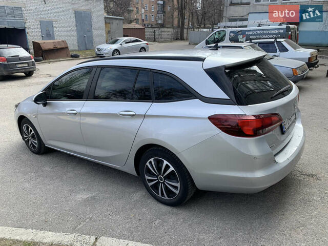 Сірий Опель Астра, об'ємом двигуна 1.6 л та пробігом 207 тис. км за 10000 $, фото 10 на Automoto.ua