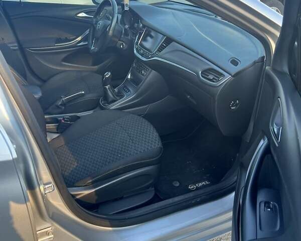 Серый Опель Астра, объемом двигателя 1.6 л и пробегом 255 тыс. км за 9500 $, фото 10 на Automoto.ua