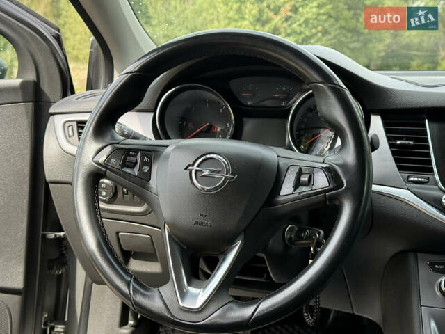 Серый Опель Астра, объемом двигателя 1.6 л и пробегом 272 тыс. км за 9600 $, фото 6 на Automoto.ua