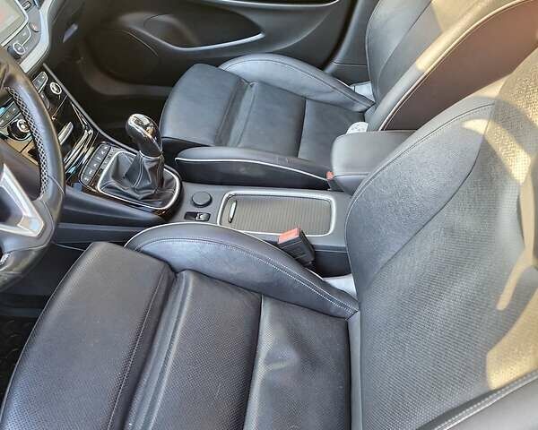 Серый Опель Астра, объемом двигателя 1.6 л и пробегом 190 тыс. км за 11900 $, фото 8 на Automoto.ua