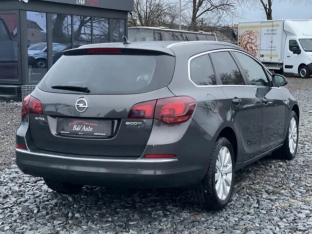 Серый Опель Астра, объемом двигателя 1.6 л и пробегом 214 тыс. км за 8200 $, фото 3 на Automoto.ua