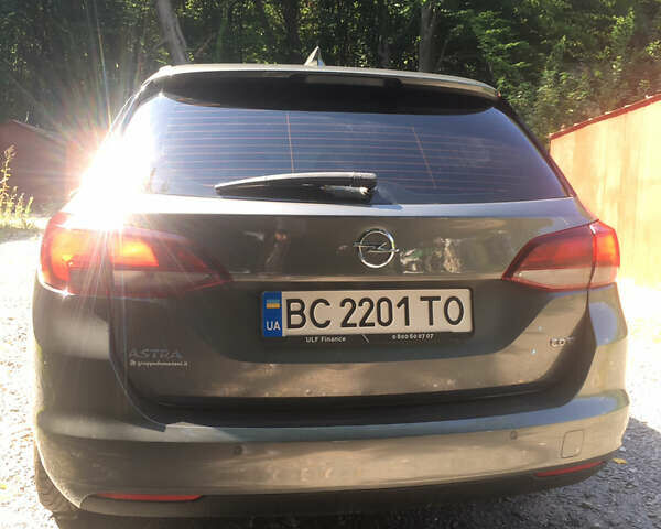 Сірий Опель Астра, об'ємом двигуна 1.6 л та пробігом 259 тис. км за 10700 $, фото 4 на Automoto.ua
