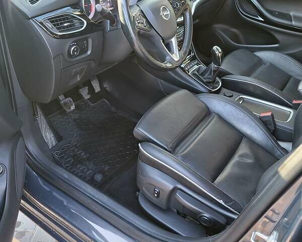 Серый Опель Астра, объемом двигателя 1.6 л и пробегом 190 тыс. км за 11900 $, фото 9 на Automoto.ua