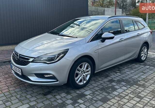 Серый Опель Астра, объемом двигателя 1.6 л и пробегом 295 тыс. км за 8999 $, фото 3 на Automoto.ua