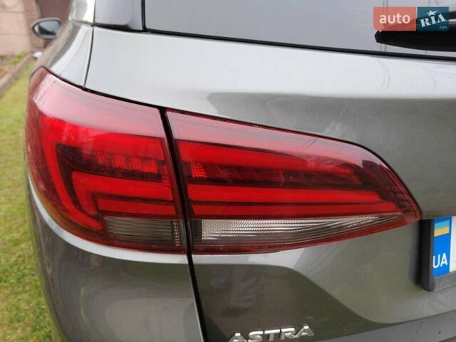 Серый Опель Астра, объемом двигателя 1.6 л и пробегом 283 тыс. км за 11499 $, фото 7 на Automoto.ua