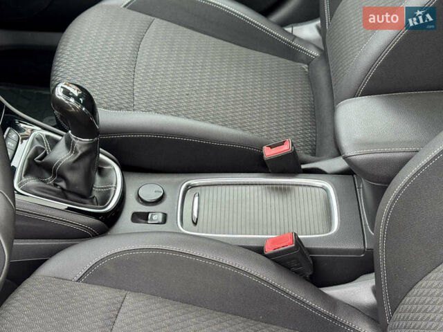 Сірий Опель Астра, об'ємом двигуна 1.6 л та пробігом 235 тис. км за 10499 $, фото 50 на Automoto.ua