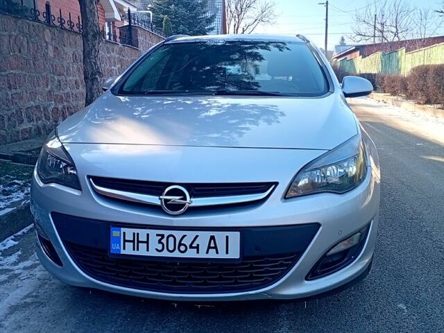 Сірий Опель Астра, об'ємом двигуна 1.6 л та пробігом 22600 тис. км за 9000 $, фото 5 на Automoto.ua