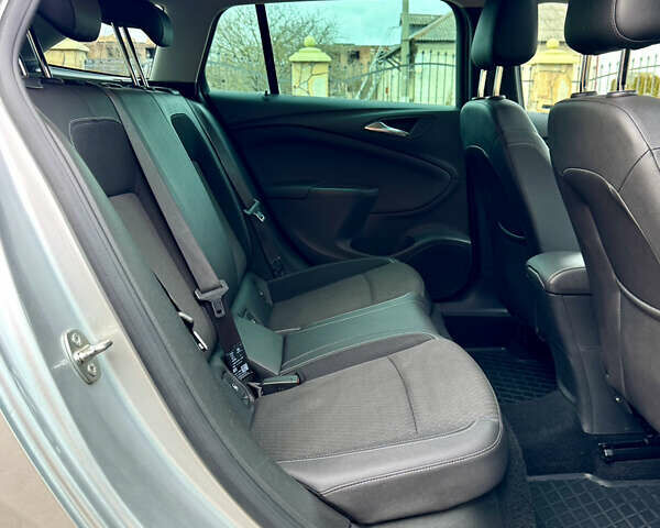 Сірий Опель Астра, об'ємом двигуна 1.6 л та пробігом 235 тис. км за 10499 $, фото 71 на Automoto.ua