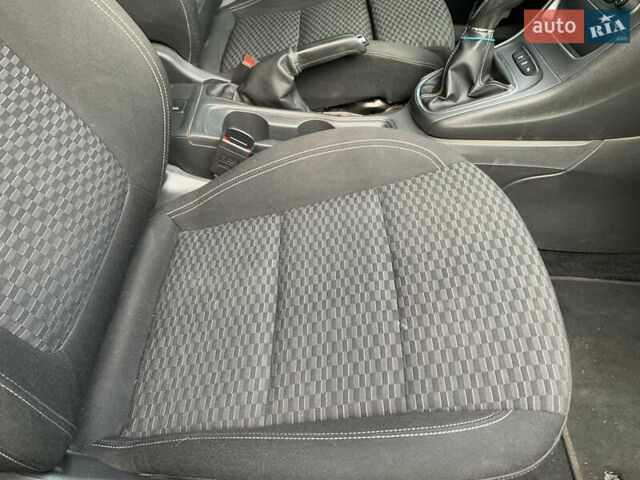 Серый Опель Астра, объемом двигателя 1.6 л и пробегом 207 тыс. км за 10000 $, фото 23 на Automoto.ua