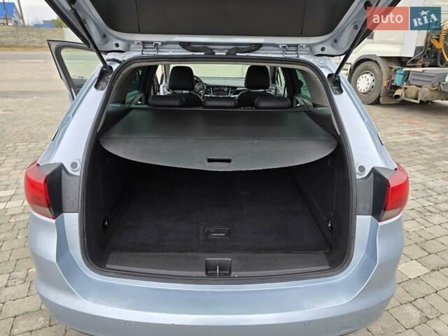 Серый Опель Астра, объемом двигателя 1.6 л и пробегом 217 тыс. км за 8800 $, фото 6 на Automoto.ua