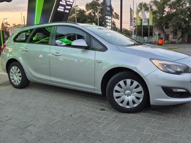 Серый Опель Астра, объемом двигателя 1.6 л и пробегом 234 тыс. км за 8333 $, фото 3 на Automoto.ua