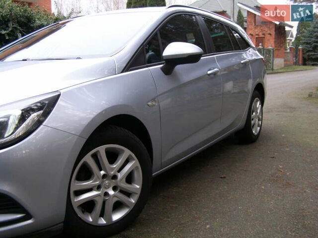 Сірий Опель Астра, об'ємом двигуна 1.6 л та пробігом 201 тис. км за 9900 $, фото 4 на Automoto.ua
