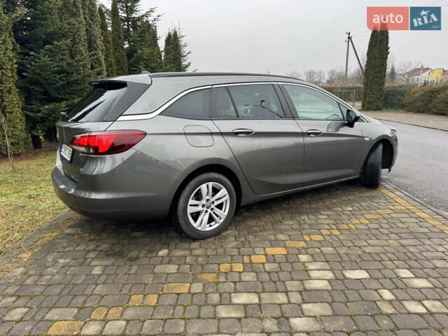 Серый Опель Астра, объемом двигателя 1.6 л и пробегом 215 тыс. км за 10500 $, фото 4 на Automoto.ua