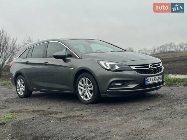 Сірий Опель Астра, об'ємом двигуна 1.6 л та пробігом 260 тис. км за 10000 $, фото 2 на Automoto.ua