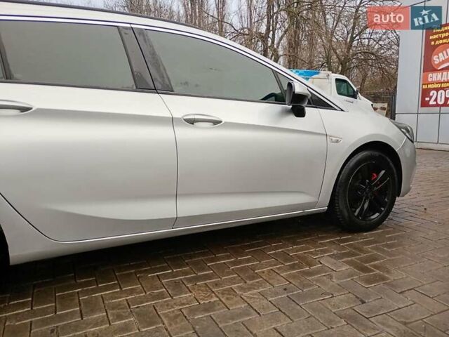 Сірий Опель Астра, об'ємом двигуна 1.6 л та пробігом 317 тис. км за 7500 $, фото 3 на Automoto.ua