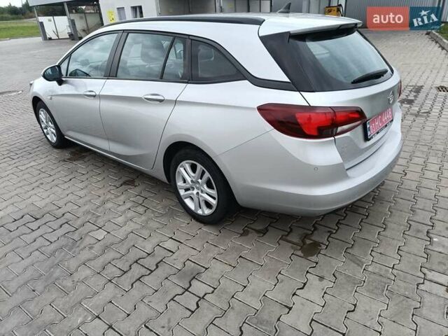 Серый Опель Астра, объемом двигателя 1.6 л и пробегом 265 тыс. км за 10200 $, фото 5 на Automoto.ua