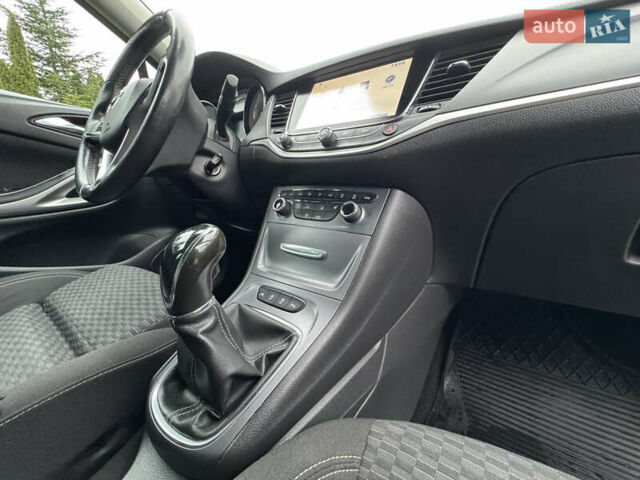 Серый Опель Астра, объемом двигателя 1.6 л и пробегом 215 тыс. км за 10500 $, фото 24 на Automoto.ua