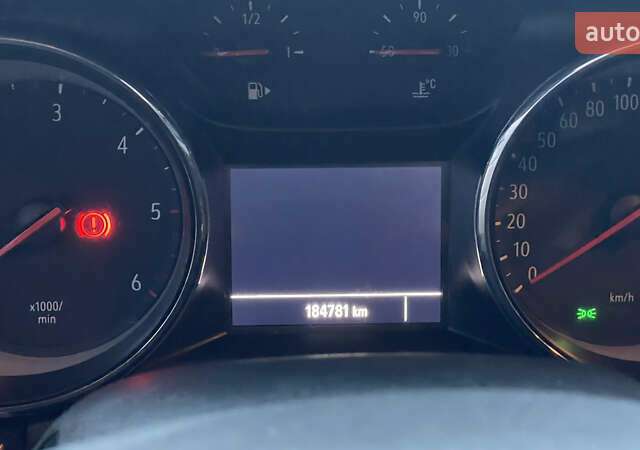 Серый Опель Астра, объемом двигателя 1.6 л и пробегом 185 тыс. км за 10800 $, фото 8 на Automoto.ua