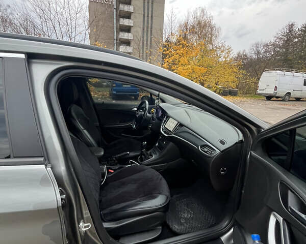 Серый Опель Астра, объемом двигателя 1.6 л и пробегом 198 тыс. км за 10700 $, фото 13 на Automoto.ua