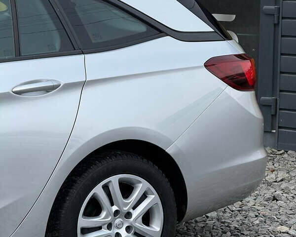 Серый Опель Астра, объемом двигателя 1.6 л и пробегом 250 тыс. км за 9500 $, фото 11 на Automoto.ua