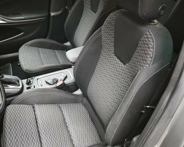 Серый Опель Астра, объемом двигателя 1.6 л и пробегом 258 тыс. км за 11200 $, фото 10 на Automoto.ua