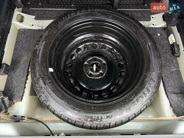 Серый Опель Астра, объемом двигателя 1.6 л и пробегом 250 тыс. км за 9500 $, фото 43 на Automoto.ua