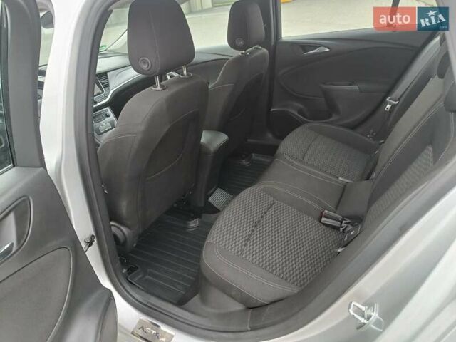 Серый Опель Астра, объемом двигателя 1.6 л и пробегом 265 тыс. км за 10200 $, фото 11 на Automoto.ua