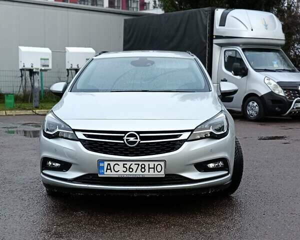 Серый Опель Астра, объемом двигателя 1.6 л и пробегом 206 тыс. км за 10850 $, фото 2 на Automoto.ua