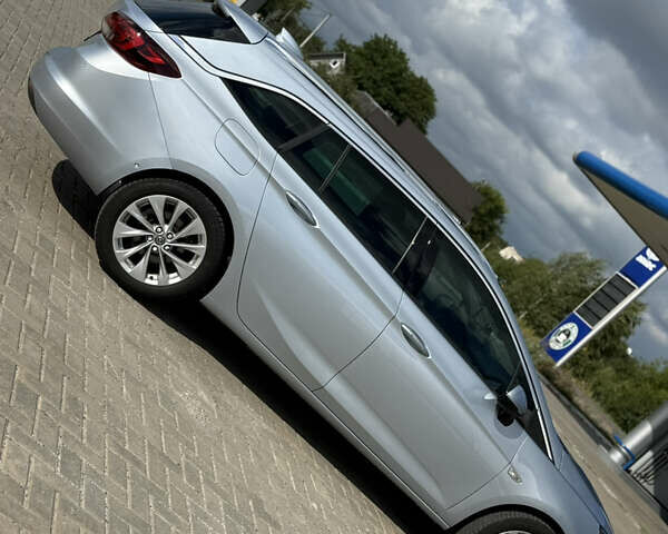 Серый Опель Астра, объемом двигателя 1.6 л и пробегом 247 тыс. км за 10699 $, фото 5 на Automoto.ua