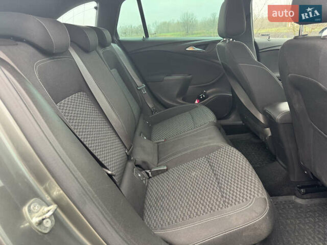 Сірий Опель Астра, об'ємом двигуна 1.6 л та пробігом 260 тис. км за 10000 $, фото 27 на Automoto.ua