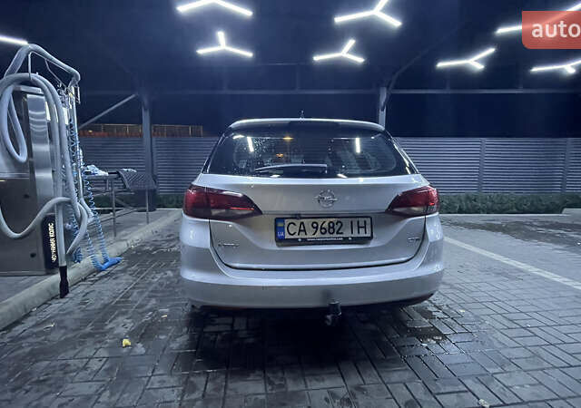 Серый Опель Астра, объемом двигателя 1.6 л и пробегом 185 тыс. км за 10800 $, фото 21 на Automoto.ua