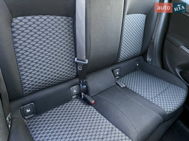 Сірий Опель Астра, об'ємом двигуна 1.6 л та пробігом 189 тис. км за 9800 $, фото 34 на Automoto.ua