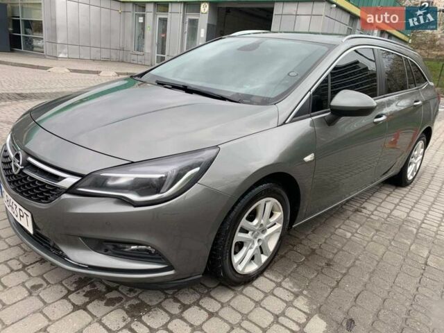 Серый Опель Астра, объемом двигателя 1.6 л и пробегом 250 тыс. км за 9500 $, фото 4 на Automoto.ua