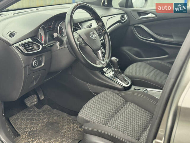 Сірий Опель Астра, об'ємом двигуна 1.6 л та пробігом 260 тис. км за 10000 $, фото 18 на Automoto.ua