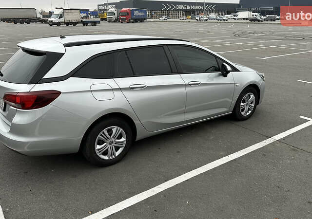 Серый Опель Астра, объемом двигателя 1.6 л и пробегом 152 тыс. км за 8999 $, фото 5 на Automoto.ua