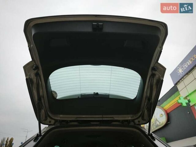 Серый Опель Астра, объемом двигателя 1.6 л и пробегом 258 тыс. км за 11200 $, фото 14 на Automoto.ua