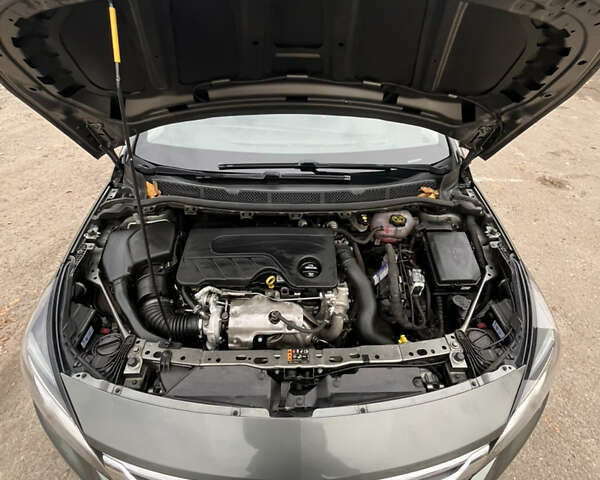 Серый Опель Астра, объемом двигателя 1.6 л и пробегом 198 тыс. км за 10700 $, фото 7 на Automoto.ua