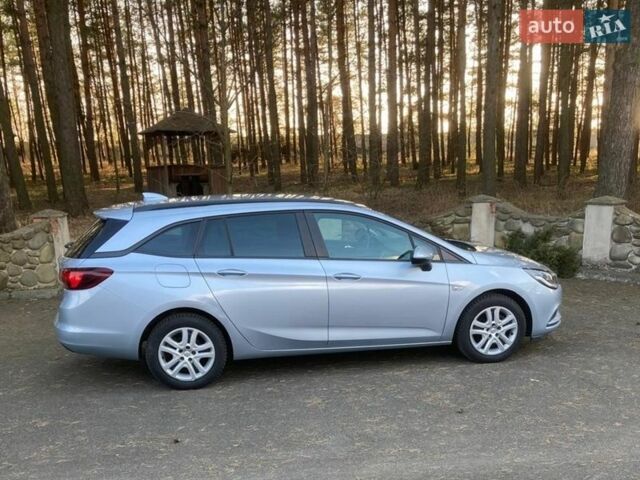 Серый Опель Астра, объемом двигателя 1.6 л и пробегом 201 тыс. км за 9800 $, фото 2 на Automoto.ua