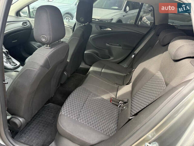 Серый Опель Астра, объемом двигателя 1.6 л и пробегом 201 тыс. км за 10999 $, фото 23 на Automoto.ua