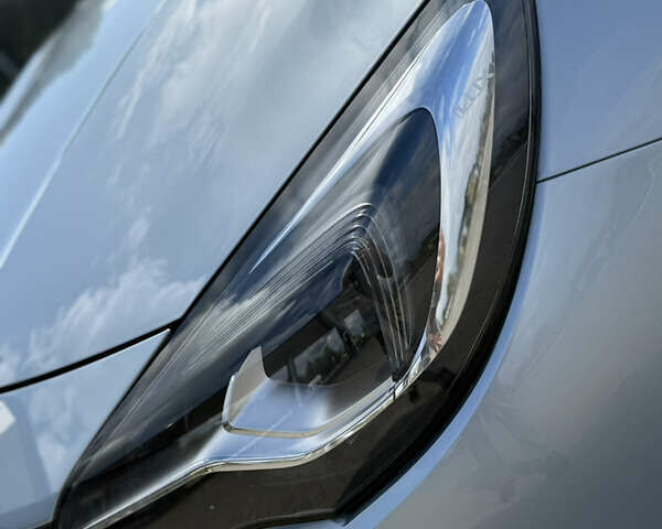 Серый Опель Астра, объемом двигателя 1.6 л и пробегом 247 тыс. км за 10699 $, фото 14 на Automoto.ua