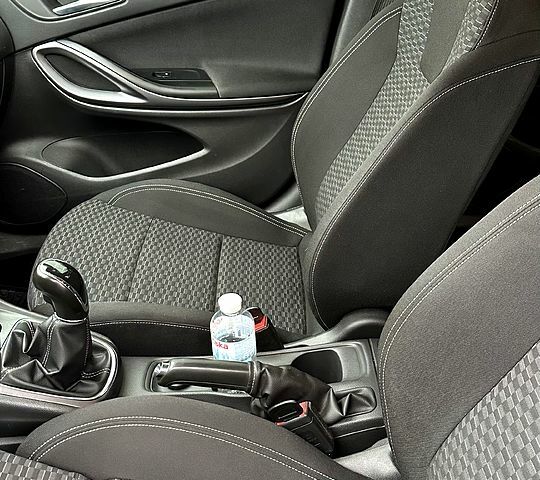 Сірий Опель Астра, об'ємом двигуна 1.6 л та пробігом 158 тис. км за 9900 $, фото 10 на Automoto.ua