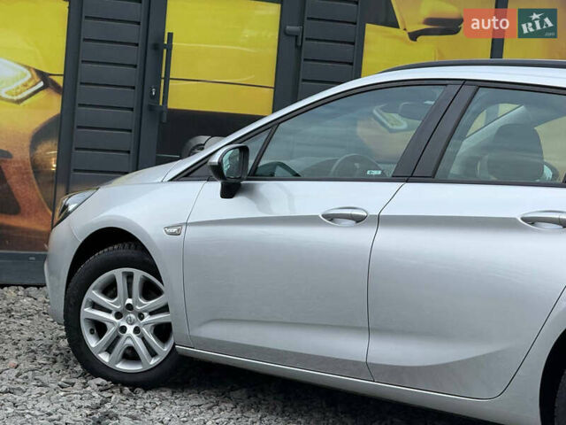 Серый Опель Астра, объемом двигателя 1.6 л и пробегом 250 тыс. км за 9500 $, фото 21 на Automoto.ua