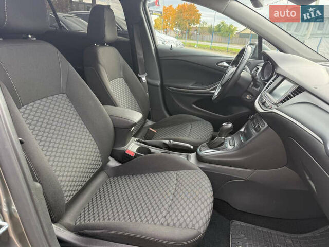 Серый Опель Астра, объемом двигателя 1.6 л и пробегом 201 тыс. км за 10999 $, фото 19 на Automoto.ua