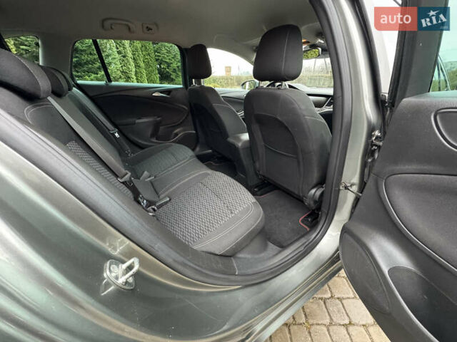 Серый Опель Астра, объемом двигателя 1.6 л и пробегом 215 тыс. км за 10500 $, фото 18 на Automoto.ua