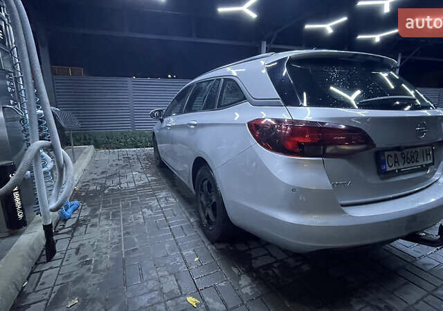 Серый Опель Астра, объемом двигателя 1.6 л и пробегом 185 тыс. км за 10800 $, фото 22 на Automoto.ua