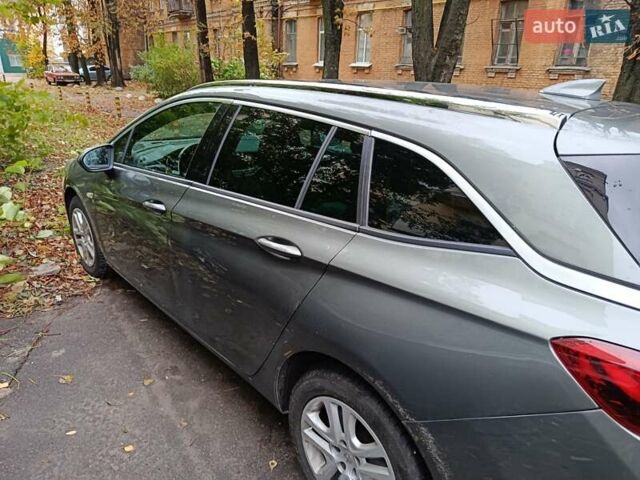 Серый Опель Астра, объемом двигателя 1.6 л и пробегом 260 тыс. км за 9500 $, фото 2 на Automoto.ua