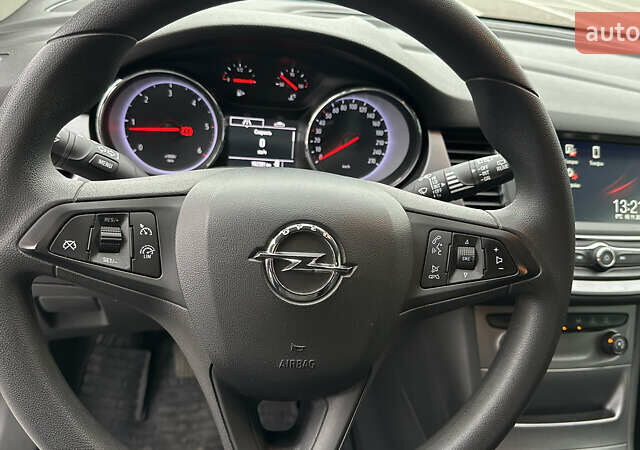 Серый Опель Астра, объемом двигателя 1.6 л и пробегом 152 тыс. км за 8999 $, фото 7 на Automoto.ua