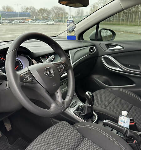 Серый Опель Астра, объемом двигателя 1.6 л и пробегом 152 тыс. км за 8999 $, фото 8 на Automoto.ua